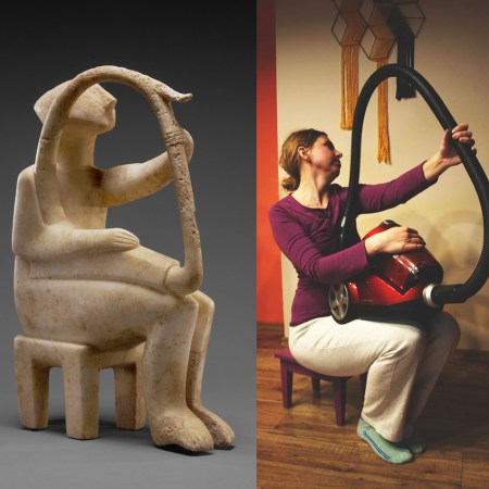 Male Harp Player of the Early Spedos Type, 2700–2300 B.C., Cycladic. Marble, 14 ⅛ x 11 1/16 in. The J. Paul Getty Museum, 85.AA.103. Recreation via Facebook DM by Irena Ochódzka with canister vacuum
